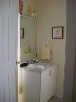 cotes bed and breakfast inn