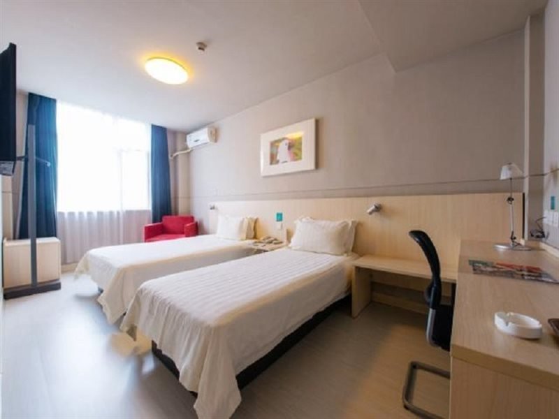 jinjiang inn xian dayan tower metro station