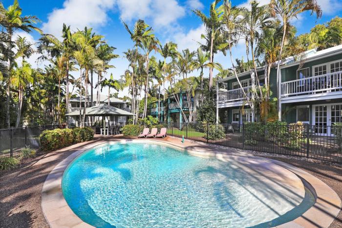 coral beach noosa resort