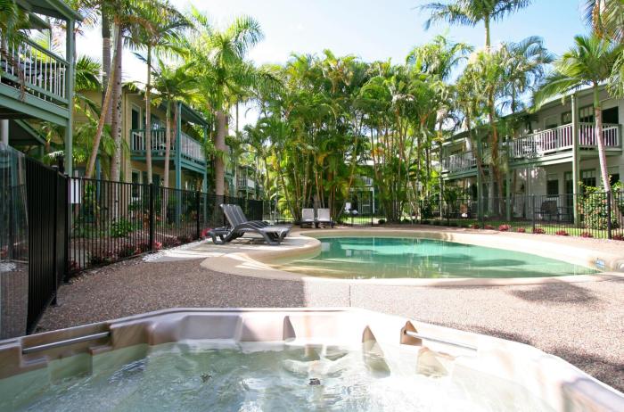 coral beach noosa resort