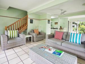 coral beach noosa resort