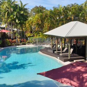 South Pacific Resort & Spa Noosa,Near Hastings Street,4 star