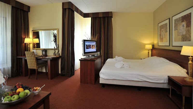parkhotel tjaarda