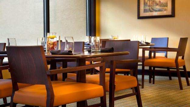 holiday inn gurnee convention center