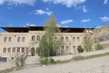 Kapadokya Stonelake Hotel,Cappadocia>>Aksaray,2 star