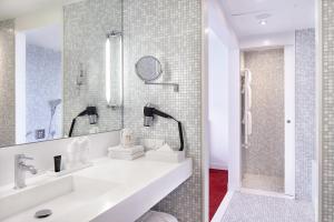 Empire Riverside Hotel,Hamburg City Center>>Hamburg,4 star