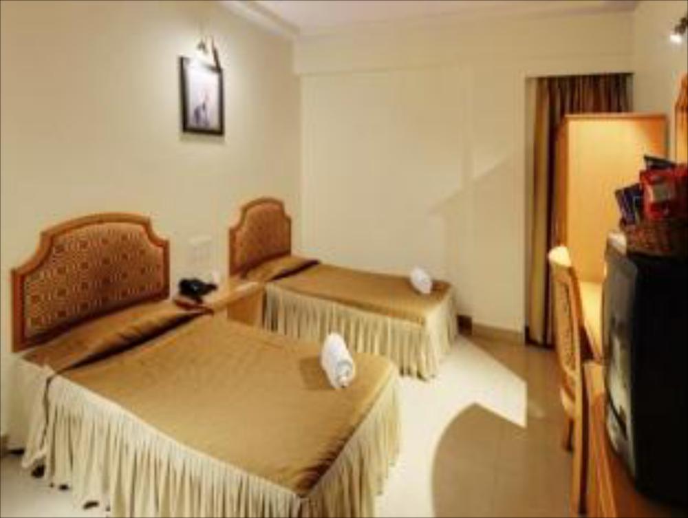 hotel kanchandeep