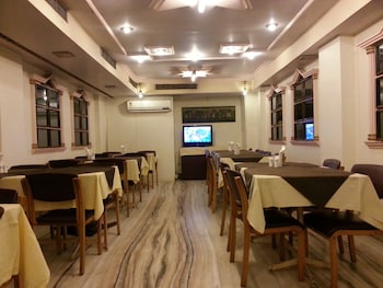 hotel kanchandeep