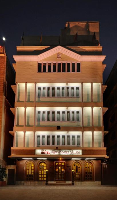 hotel kanchandeep