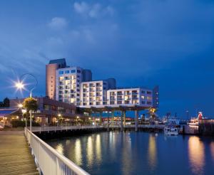 Inn At The Quay,Burnaby>>British Columbia,4 star