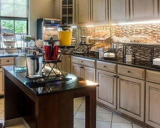 Comfort Inn Newport News - Hampton I-64,Norfolk>>Newport News,3 star