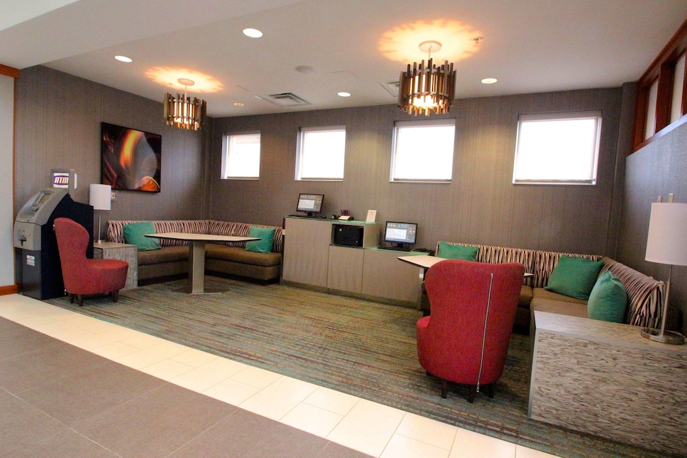 residence inn newport news airport