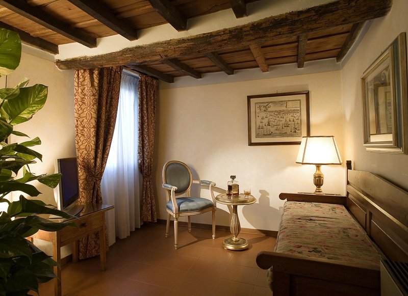 hotel machiavelli palace