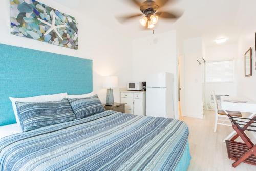 sea beach plaza near jungle queen riverboat