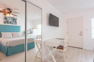 sea beach plaza near jungle queen riverboat