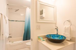 sea beach plaza near jungle queen riverboat