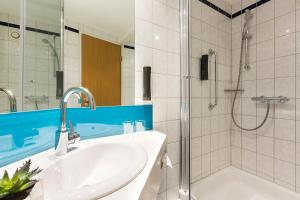 holiday inn express frankfurt messe by ihg