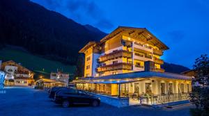 Hotel Lenz,See>>Landeck,4 star