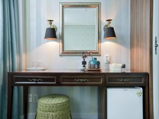 central tourist hotel