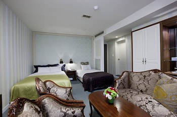 central tourist hotel