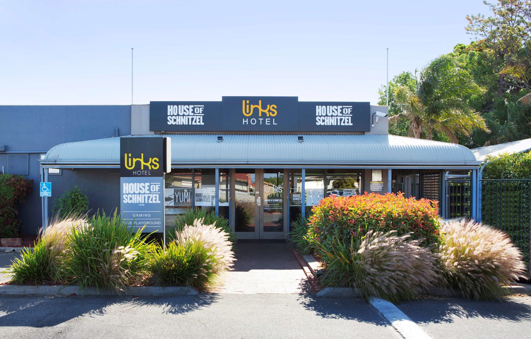links hotel