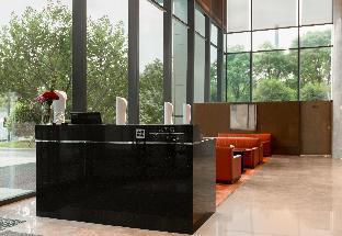 intercontinental shanghai expo by ihg