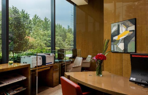 intercontinental shanghai expo by ihg