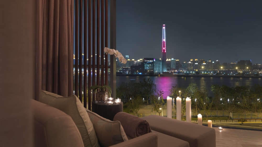 intercontinental shanghai expo by ihg