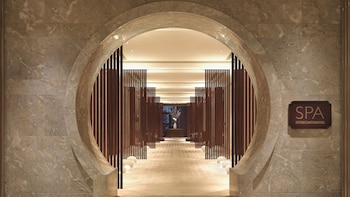 intercontinental shanghai expo by ihg