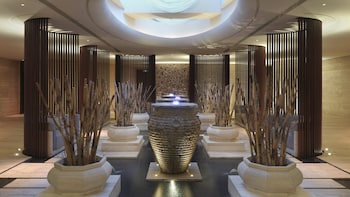 intercontinental shanghai expo by ihg