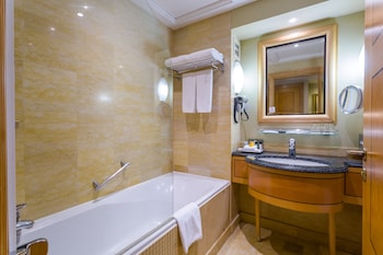 movenpick hotel doha