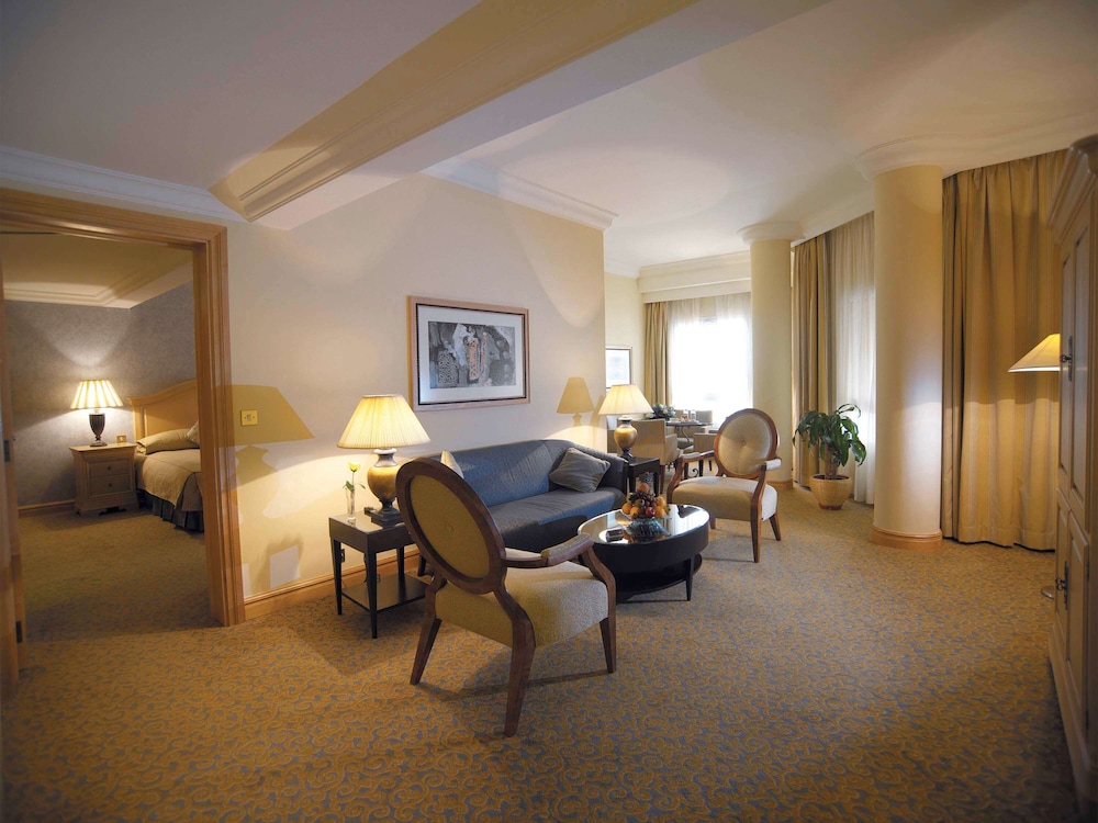 movenpick hotel doha