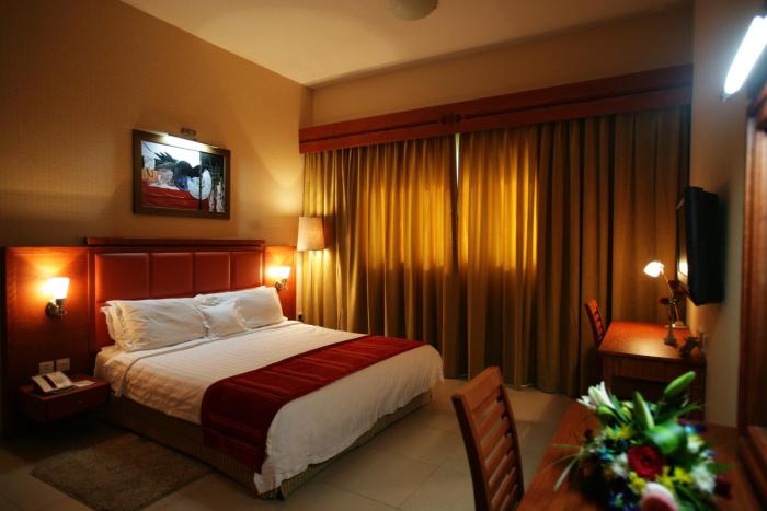 wescott plaza hotel apartment