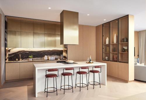 lanson place parliament gardens