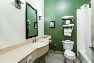 sleep inn and suites smithfield near i 95