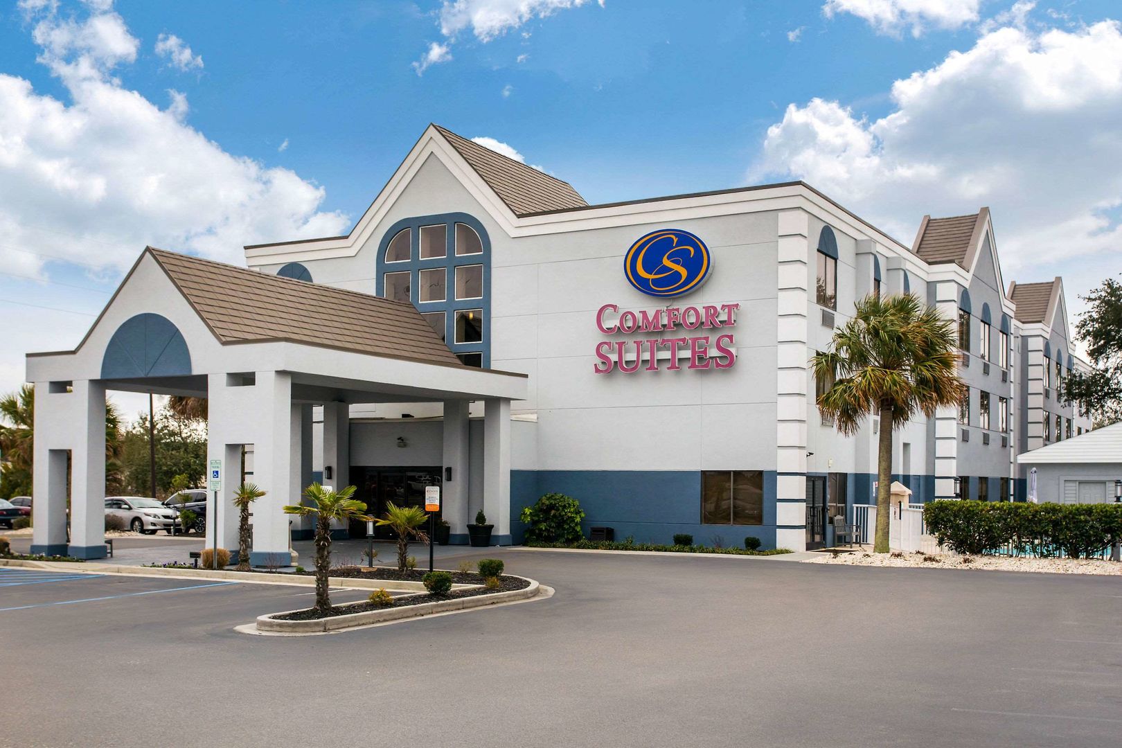 comfort suites southport oak island