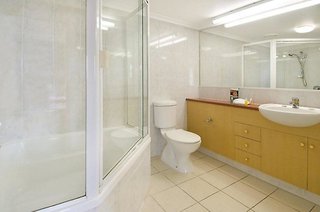 Springwood Tower Apartment Hotel,Logan City>>Brisbane,4 star