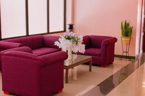 grand emilia hotel