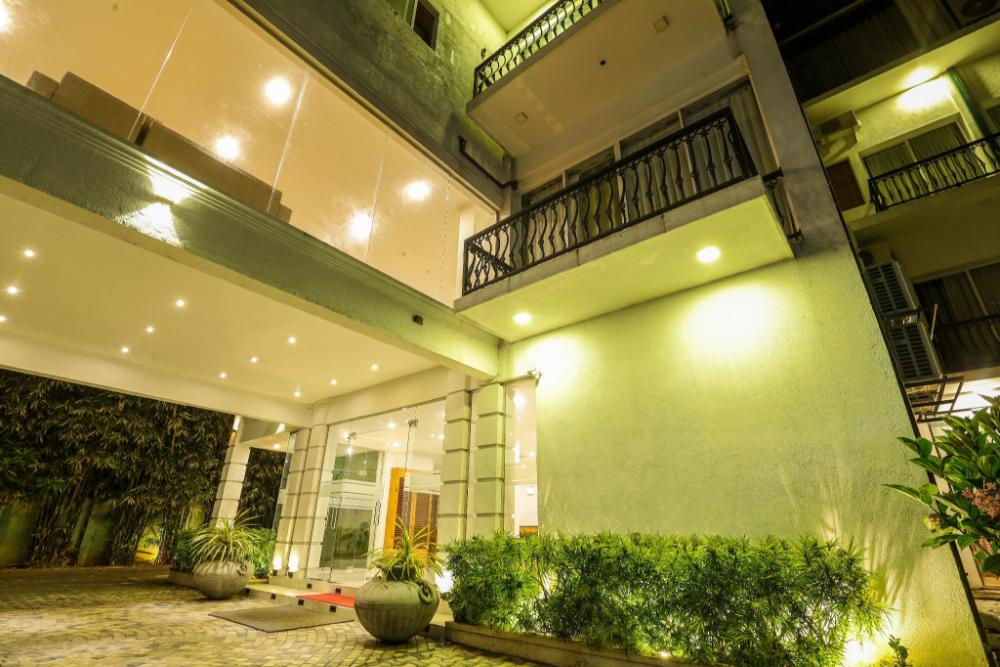 hotel ganthera kandy