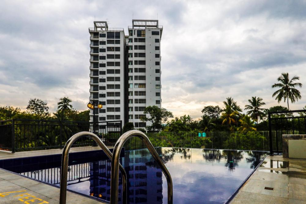 hotel ganthera kandy