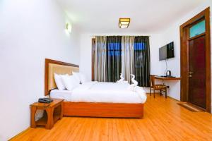 tih hotel sky desert