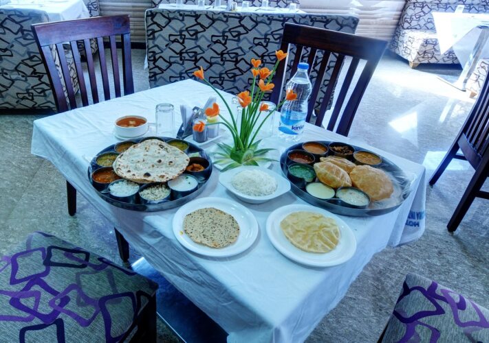 hotel mayura international