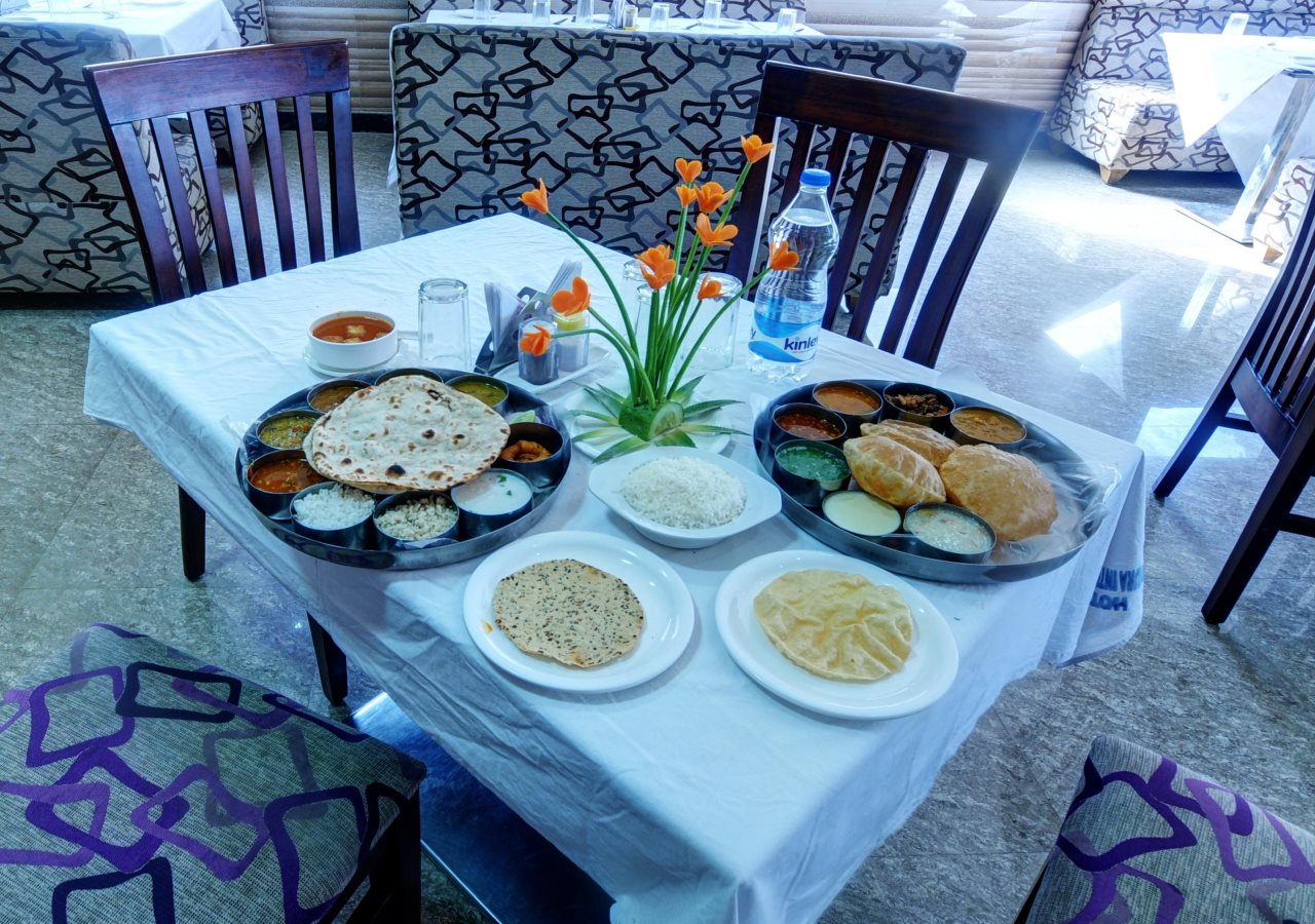 hotel mayura international