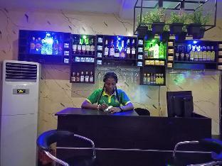 mt deluxe hotel asaba