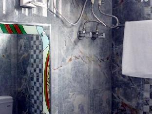 Hotel Golden Sky,Charbagh>>Lucknow,2 star