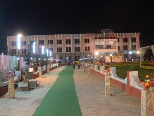 geetanjali hotel and motel