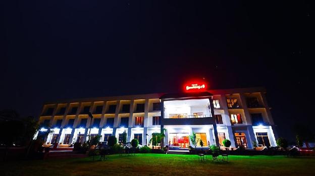 geetanjali hotel and motel