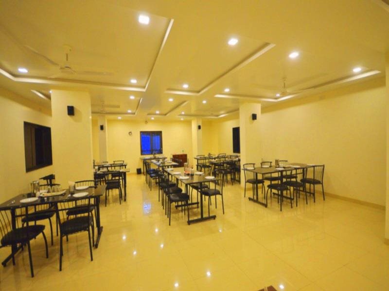 hotel govind park