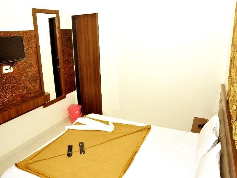 hotel govind park