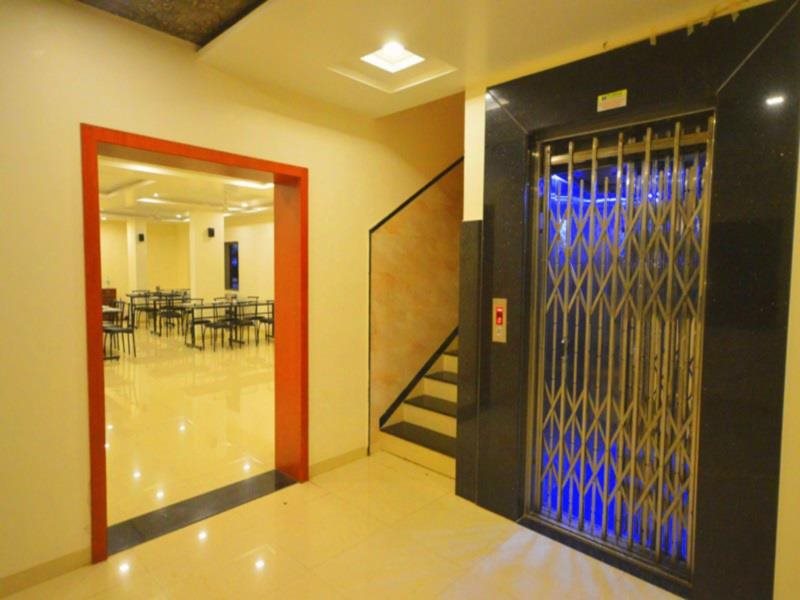 hotel govind park
